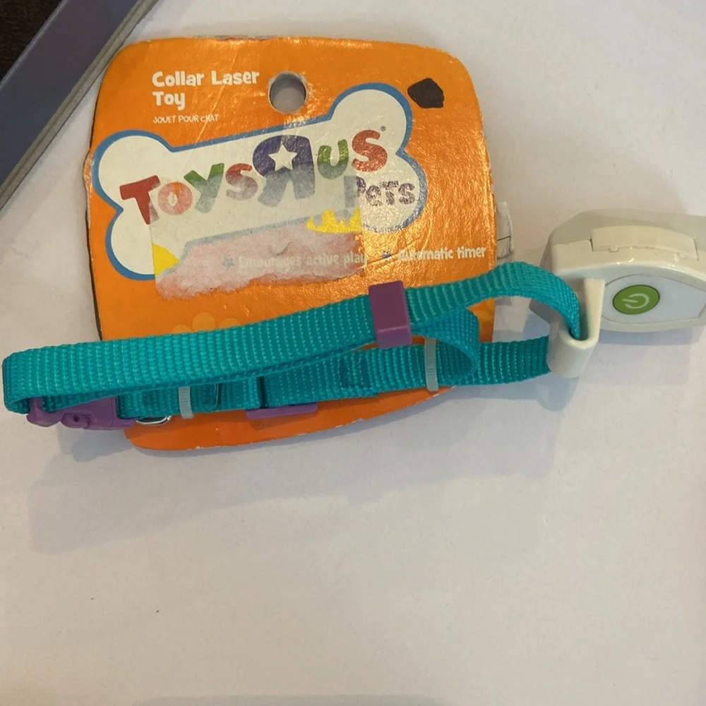 Set of 2-NWT collar laser toy for cats-collar + toy combo; pink & green collar